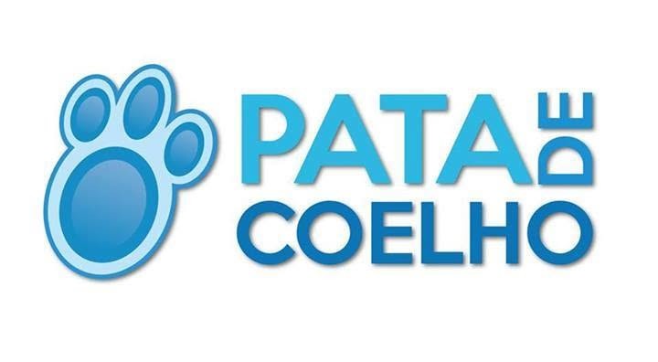 Voluntários reunidos no projeto Pata de Coelho