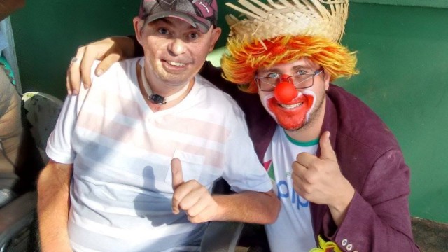 Uma festa em apoio ao amigo Marcelo