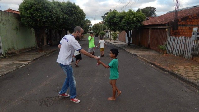 Uma Páscoa de muitos caminhos, chocolates e sorrisos