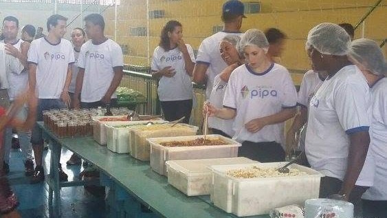 A 2ª Ceia de Natal para 600 pessoas
