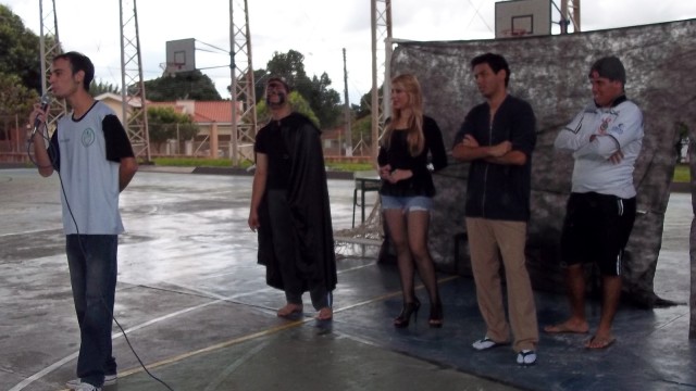 Teatro Drogas: O que mata?