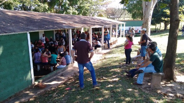 Uma festa em apoio ao amigo Marcelo