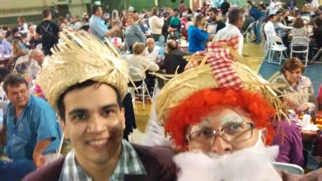 Família Pipa no Arraiá do Abrigo dos Idosos
