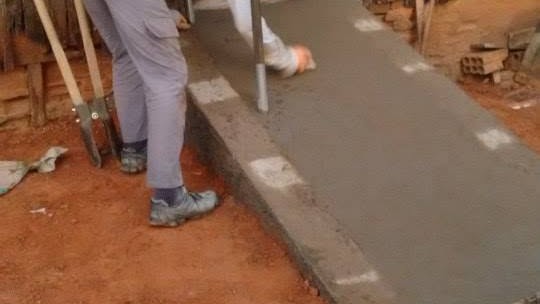 Casa da Amizade, JL Materiais para Construção e Sucata do Garbo: uma nova entrada para Dona Anita